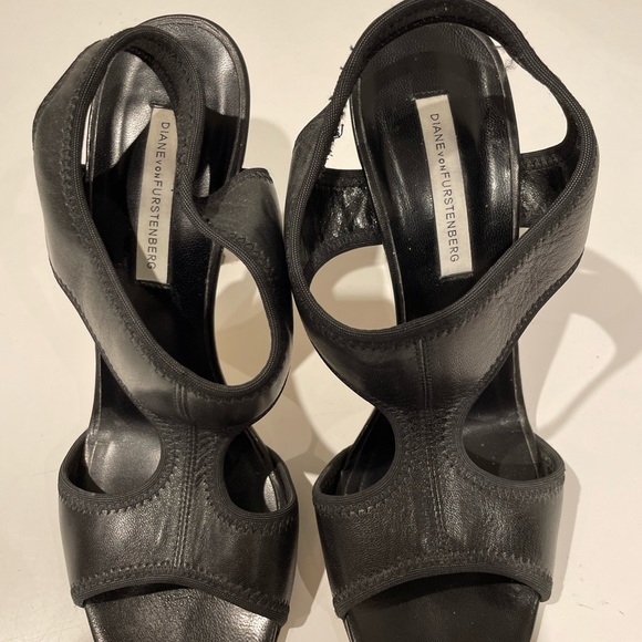 Diane von Furstenberg black leather heels - Picture 3 of 9